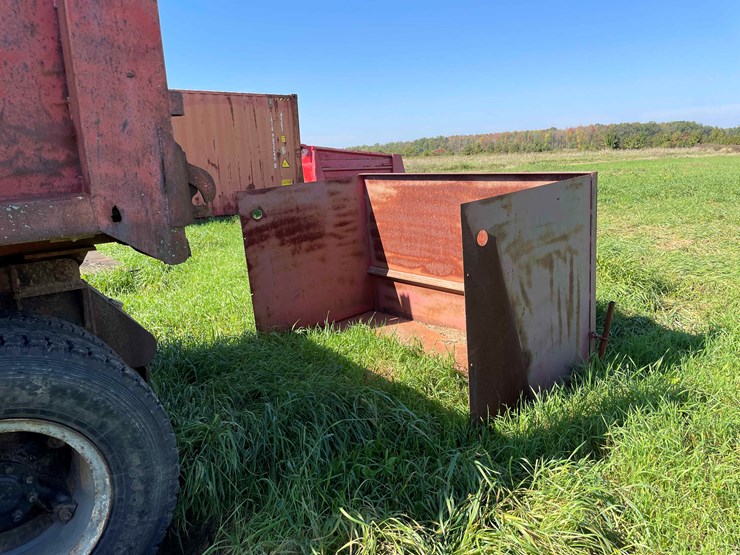 1982-international-dt466-image-120