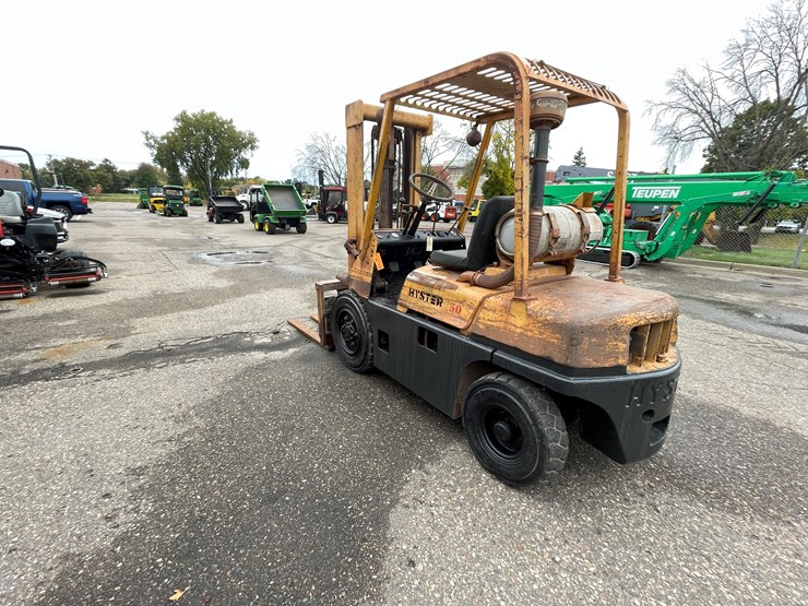 #5510-•-hyster-h50j-lp-forklift-image-7
