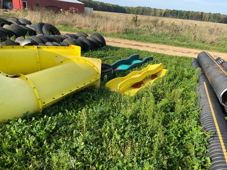 #1638-•-poly-slide-image-10