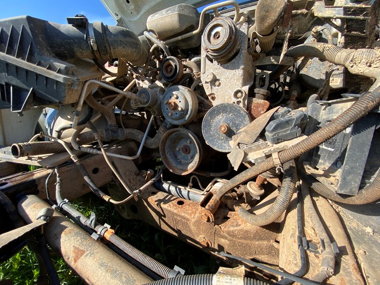 #1598-•-2010-chevy-silverado-1500-regular-cab-pickup-truck-(no-title)-image-70