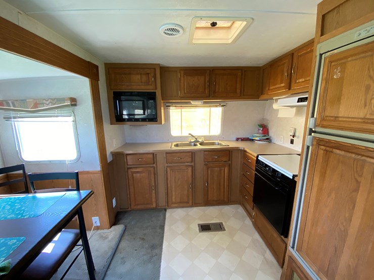 #1607-•-keystone-sprinter-360fk-camper,-(no-title)-image-35