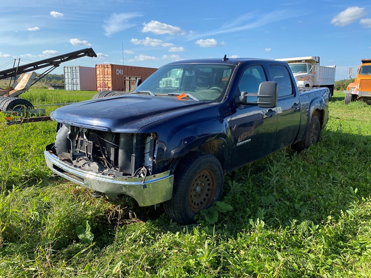 2010-gmc-sierra-1500-image-1