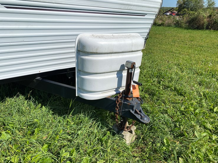 #1607-•-keystone-sprinter-360fk-camper,-(no-title)-image-10