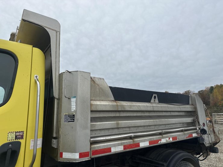 2004-caterpillar-3126-image-23