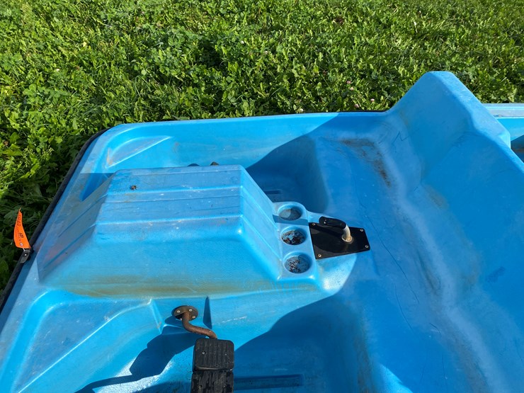 #1645-•-seahawk-paddle-boat-image-11