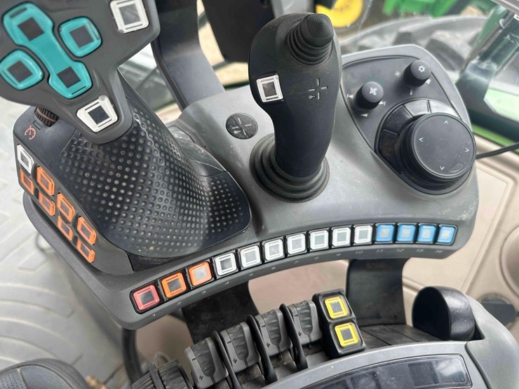 2022-fendt-1050-vario-image-23