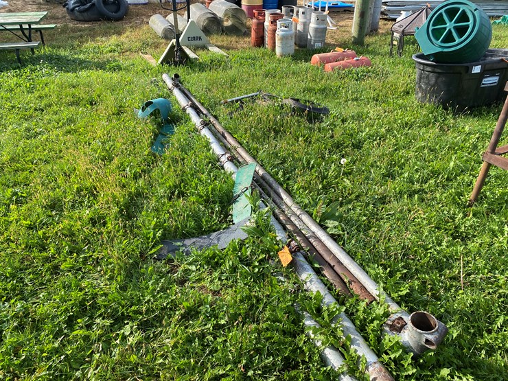 #1653-•-metal-swing-set-image-2