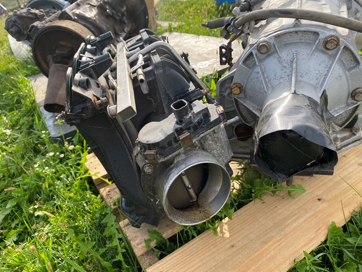 #1665-•-gm-transmission-image-8