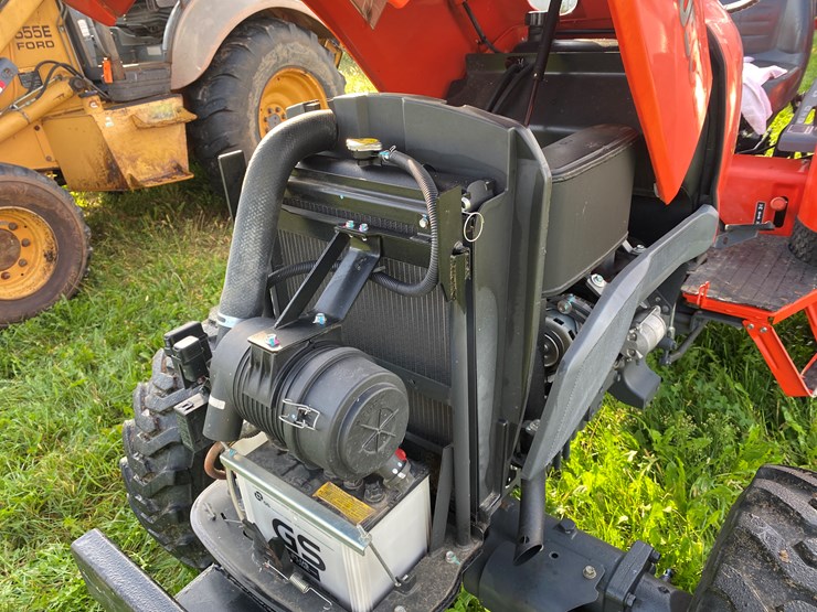 #1583-•-kubota-l4600d-4x4-diesel-tractor-image-41