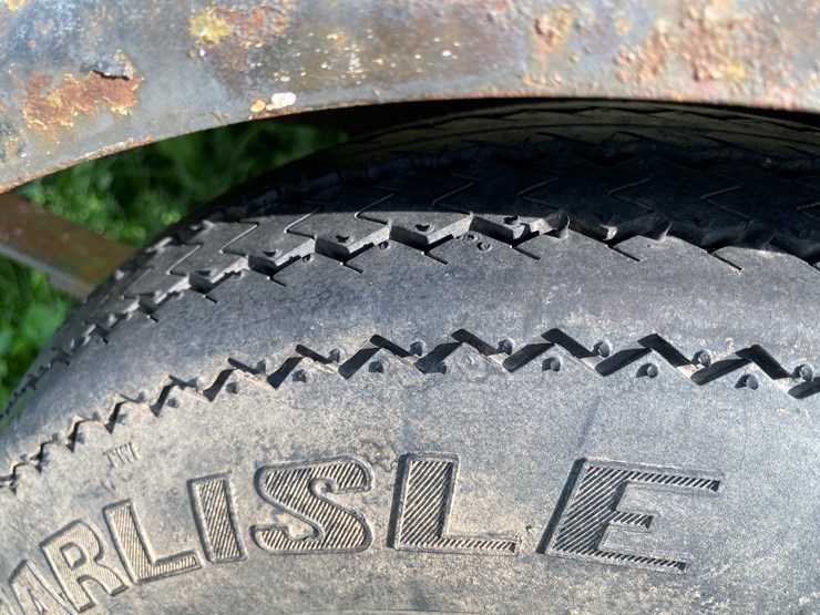 #1637-•-polly-port-a-potty-image-12