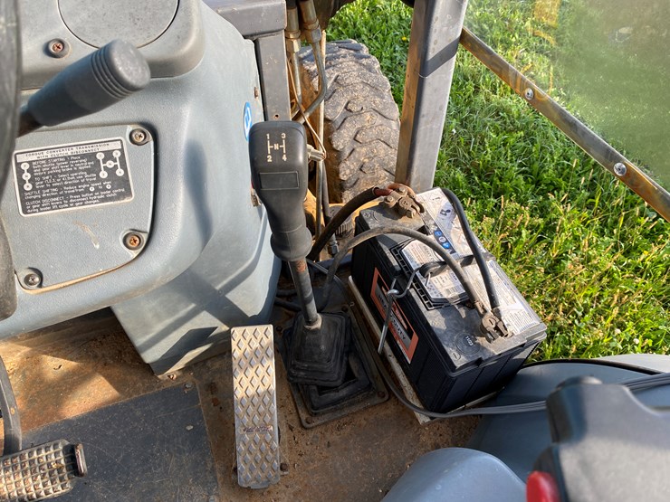 new-holland-655e-image-41