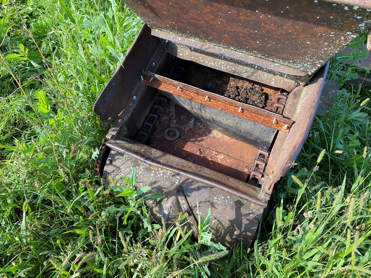 #1622-•-john-deere-hay-elevator-image-9