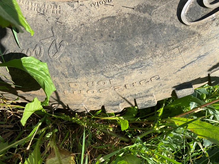 #1598-•-2010-chevy-silverado-1500-regular-cab-pickup-truck-(no-title)-image-31