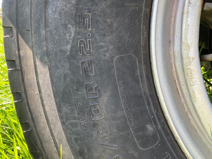 1988-ford-l9000-image-11