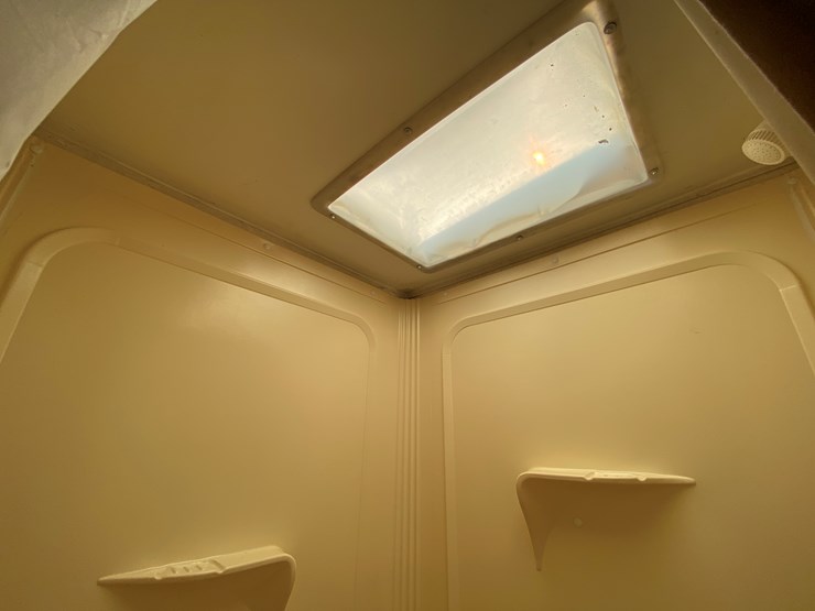 #1607-•-keystone-sprinter-360fk-camper,-(no-title)-image-49