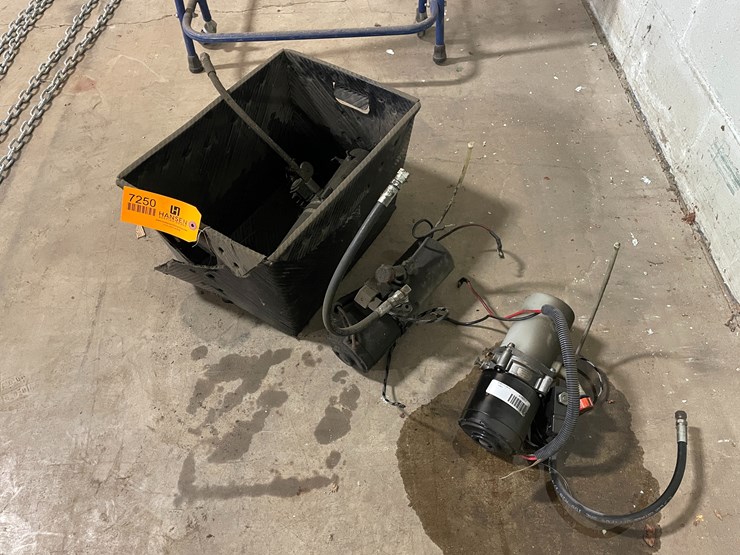 #7250-•-(3)-electric-hydraulic-pumps-image-2