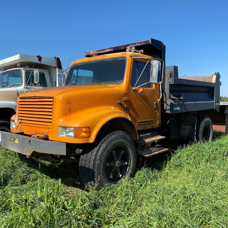 INTERNATIONAL 4900