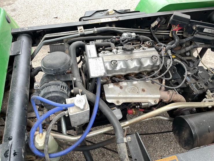 john-deere-gator-image-10