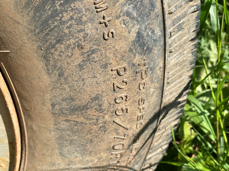 #1598-•-2010-chevy-silverado-1500-regular-cab-pickup-truck-(no-title)-image-38