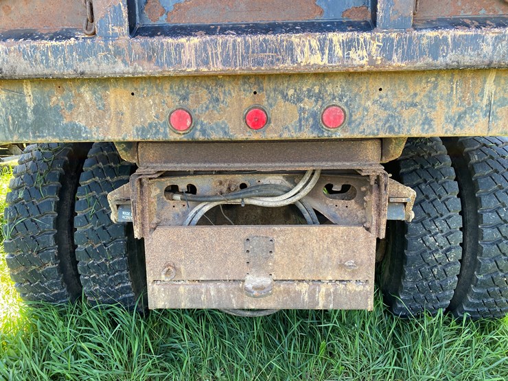 international-4900-image-26