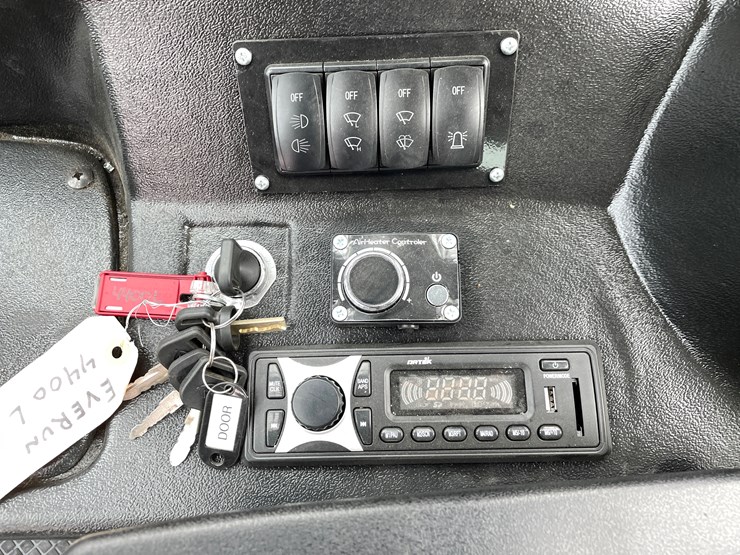 #5502-•-2024-magnum-4400l-wheel-loader-image-59