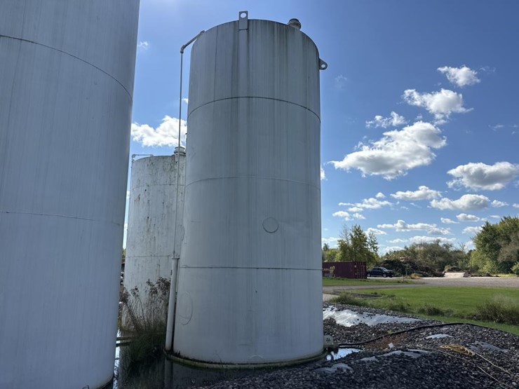 #3120-•-approx-20'x11'-fuel-tank-image-3