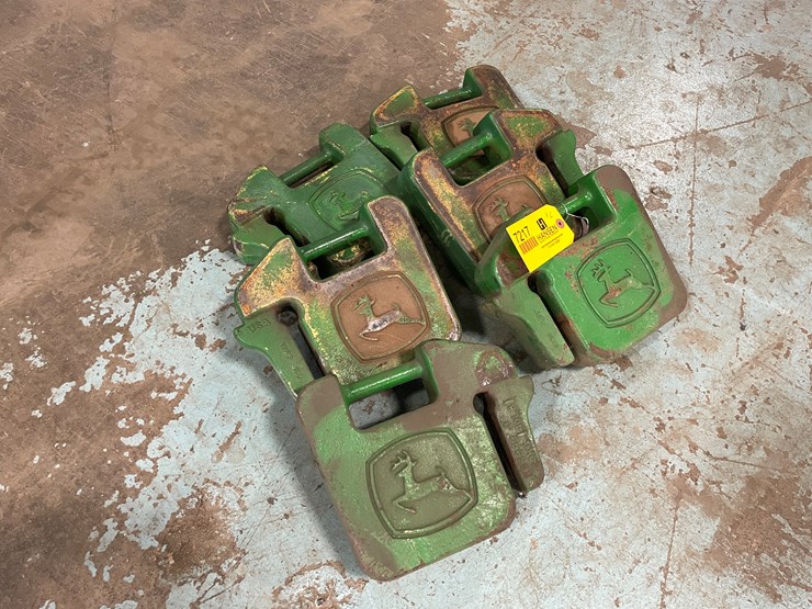 #7217-•-(6)-john-deere-compact-tractor-weights-image-3