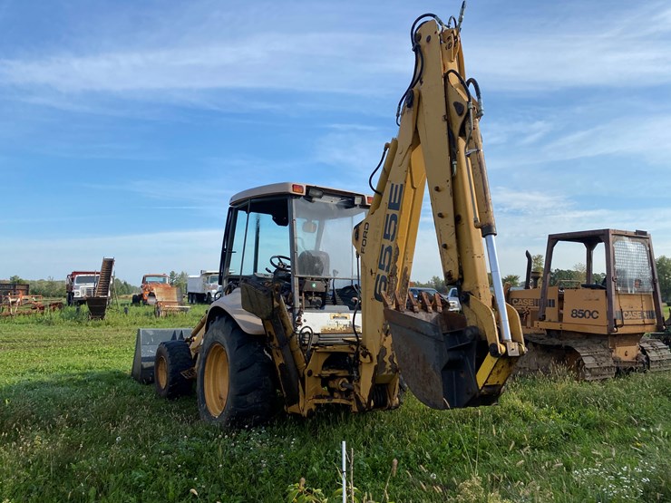 new-holland-655e-image-8