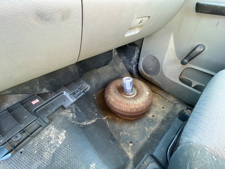 #1598-•-2010-chevy-silverado-1500-regular-cab-pickup-truck-(no-title)-image-48