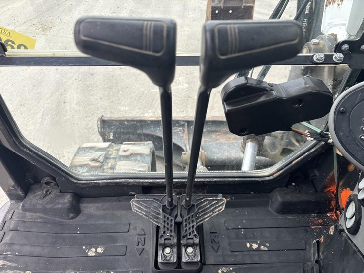 2019-bobcat-e85-image-49