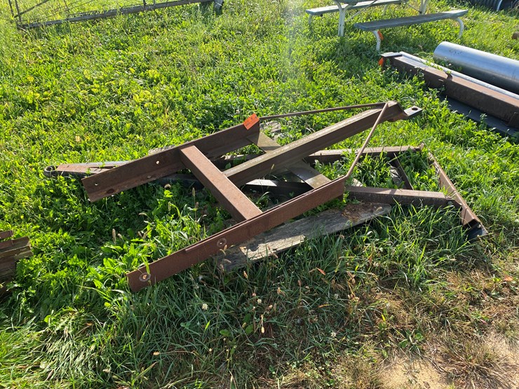 #1630-•-(2)-steel-trailer-tongues-image-2