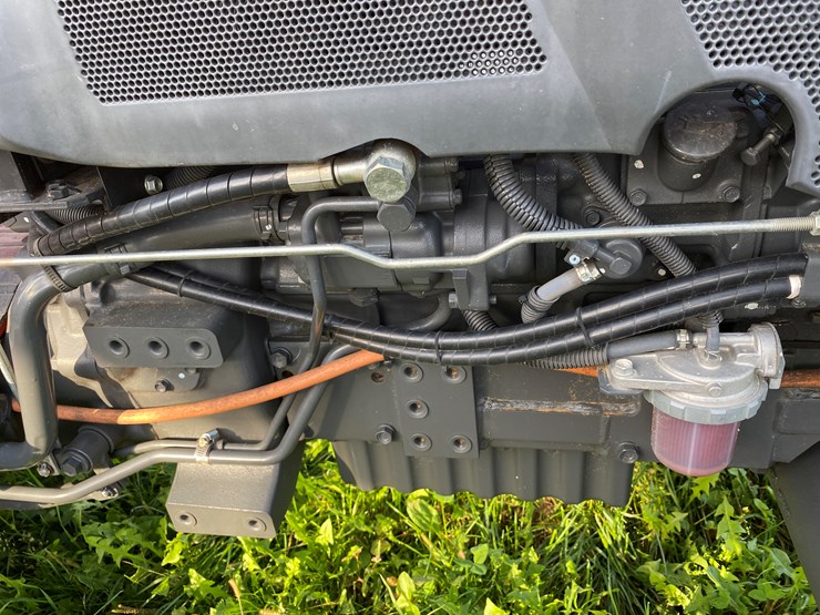 #1583-•-kubota-l4600d-4x4-diesel-tractor-image-40