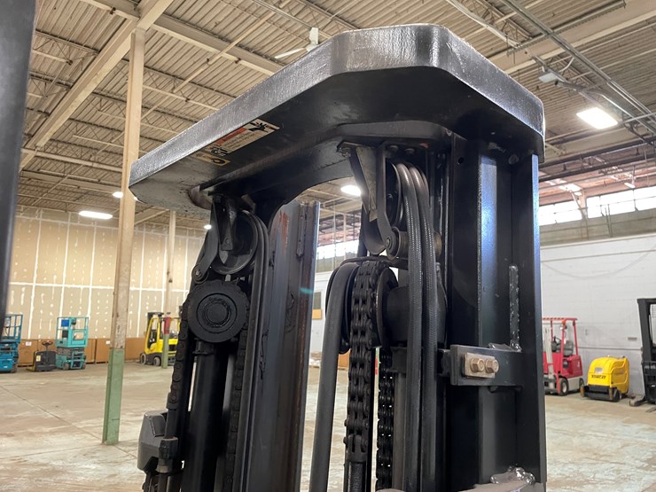 2018-mitsubishi-fgc25n-image-39