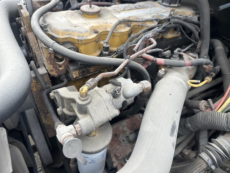 2004-caterpillar-3126-image-56