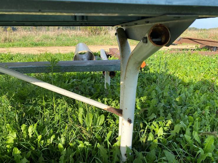 #1632-•-picnic-table-image-7