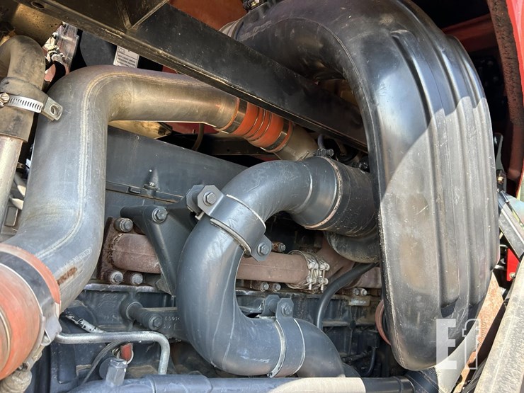 2013-case-ih-steiger-600-quadtrac-image-61