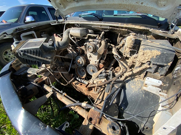 #1598-•-2010-chevy-silverado-1500-regular-cab-pickup-truck-(no-title)-image-67