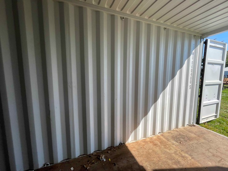 #1612-•-40'-high-cube-shipping-container-image-22