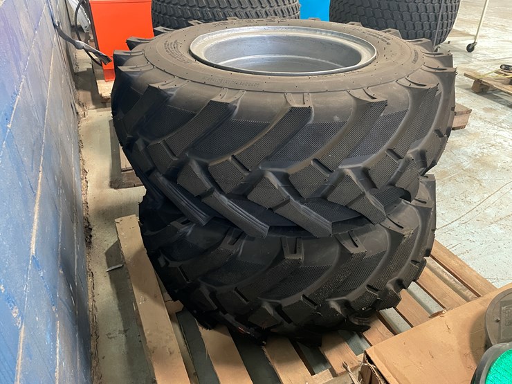 #7227-•-(2)-top-faith-tires-on-6-bolt-rims-image-3