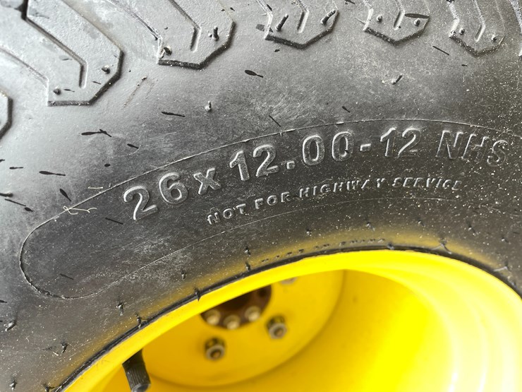 john-deere-gator-image-33