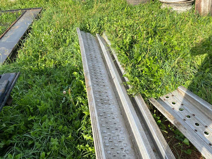 #1646-•-(3)-aluminum-ramps-image-6