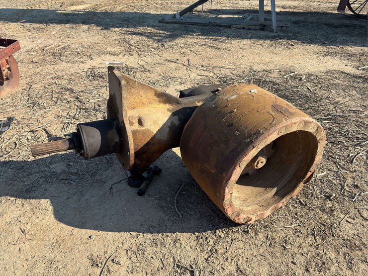 caterpillar-d7-image-1