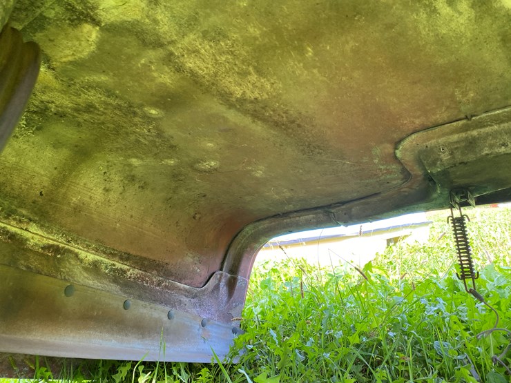 #1651-•-international-truck-hood-image-12