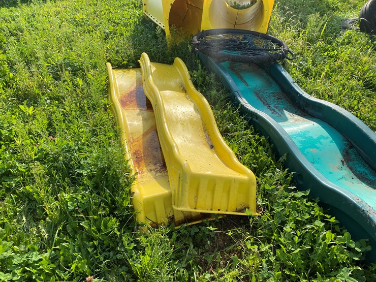 #1638-•-poly-slide-image-5