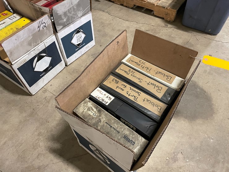 #7246-•-bobcat-and-clark-service-and-parts-manuals-image-4