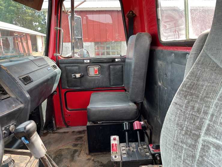 1992-caterpillar-3306-image-38