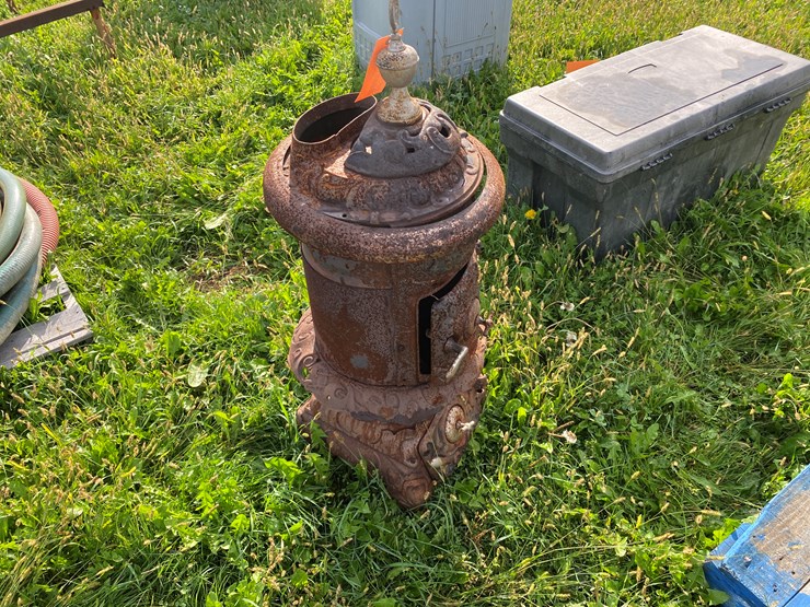 #1658-•-star-gem-cast-iron-wood-stove-image-9