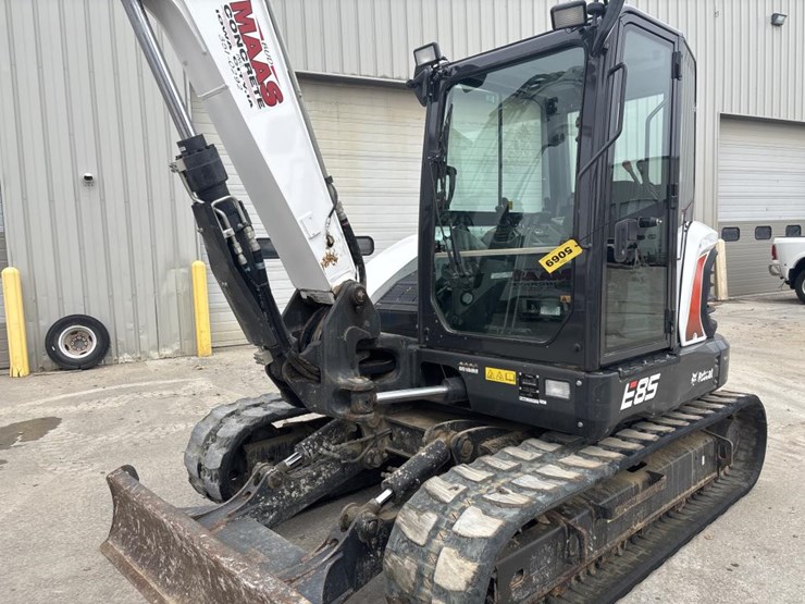 2019-bobcat-e85-image-10