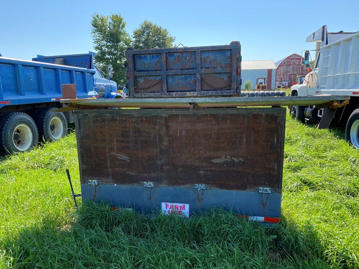 international-4900-image-8