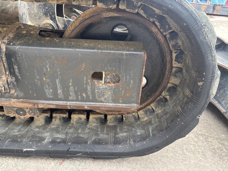 2019-bobcat-e85-image-62